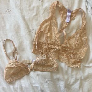 Set of 2 Savage x Fenty bralettes